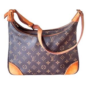 Louis Vuitton Boulogne cloth handbag